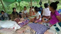ကျောက်ကြီးမြို့အနီးတိုက်ပွဲကြောင့် ဒေသခံ တသောင်းခွဲနီးပါး ထွက်ပြေးနေရ
 ကျောက်ကြီးမြို့အနီးတိုက်ပွဲကြောင့် ဒေသခံ တသောင်းခွဲနီးပါး ထွက်ပြေးနေရ
