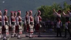 Bulgaria နှင်းဆီပွဲတော်
 Bulgaria နှင်းဆီပွဲတော်