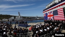 资料照:美国、英国和澳大利亚领导人在圣迭戈美国海军洛玛角基地宣布推进“澳英美安全协议”核潜艇方案。(2023年3月13日)
