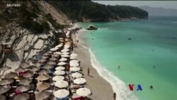 ကမ္ဘာလှည့်ခရီးသည်တွေအသွားများနေတဲ့ Albania
 ကမ္ဘာလှည့်ခရီးသည်တွေအသွားများနေတဲ့ Albania