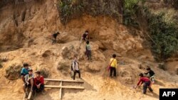 ရှမ်းပြည်တောင်ပိုင်း၊ နမ့်စမ်မြို့အနီး ကုန်းသာရွာမှ ကျောင်းသူကျောင်းသားများ၊ မတ် ၉၊ ၂၀၂၃