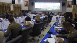 ထိုင်းနိုင်ငံရောက် မြန်မာကျောင်းသား ကလေးငယ် ၆၀ နီးပါး နေရပ်ပြန်ပို့ခံရ
 ထိုင်းနိုင်ငံရောက် မြန်မာကျောင်းသား ကလေးငယ် ၆၀ နီးပါး နေရပ်ပြန်ပို့ခံရ