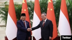 印度尼西亚当选总统普拉博沃·苏比安托在北京会晤中国总理李强。(2024年4月2日)