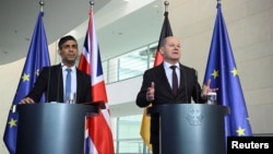 德国总理朔尔茨与英国首相苏纳克在柏林举行的联合记者会上讲话。(2024年4月24日)