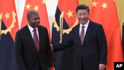 资料照片:安哥拉总统若昂·洛伦索和中国国家主席习近平。(2018年9月2日)