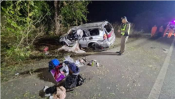 ထိုင်းနိုင်ငံမှာ ယာဉ်တိုက်မှုကြောင့် မြန်မာအလုပ်သမား အနည်းဆုံး ၄ ဦးသေဆုံး
  ထိုင်းနိုင်ငံမှာ ယာဉ်တိုက်မှုကြောင့် မြန်မာအလုပ်သမား အနည်းဆုံး ၄ ဦးသေဆုံး
