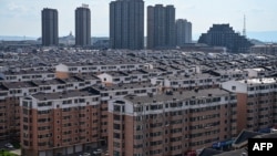 中国黑龙江省鹤岗市的住宅楼以低房价而闻名全国。(2023年7月4日)