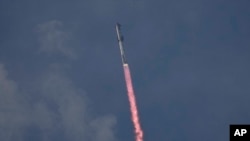 SpaceX的巨型火箭“星舰”于2024年3月14日从德克萨斯州博卡奇卡发射升空,进行第三次试飞。