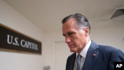 资料照片:共和党联邦参议员米特·罗姆尼。(2022年3月16日)