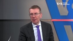 Надати Україні всю необхідну зброю та допомогти їй перемогти - закликав МЗС Латвії Едгарс Рінкевичс. Відео Надати Україні всю необхідну зброю та допомогти їй перемогти - закликав МЗС Латвії Едгарс Рінкевичс. Відео