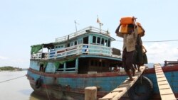 ကန့်သတ်ချက်တွေကြောင့် မြန်မာ-ဘင်္ဂလားဒေ့ရှ် နယ်စပ်ကုန်သွယ်ရေးနှေးကွေး
 ကန့်သတ်ချက်တွေကြောင့် မြန်မာ-ဘင်္ဂလားဒေ့ရှ် နယ်စပ်ကုန်သွယ်ရေးနှေးကွေး