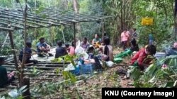 ကရင်အမျိုးသား လွတ်မြောက်ရေး တပ်မတော် KNLA, ကရင်အမျိုးသား ကာကွယ်ရေးတပ် KNDO ပူးပေါင်းတပ်တွေနဲ့ စစ်ကောင်စီကြားတိုက်ပွဲတွေကြောင့် ပဲခူးတိုင်း ညောင်လေးပင်ခရိုင်ထဲက နေရပ်စွန့်ခွာထွက်ပြေးရတဲ့ စစ်ဘေးဒုက္ခသည်များ