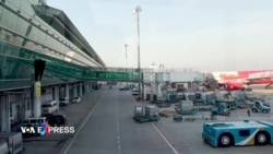 Hà Nội bác tin công dân Anh đến Việt Nam có thể bị tịch thu hộ chiếu  Hà Nội bác tin công dân Anh đến Việt Nam có thể bị tịch thu hộ chiếu
