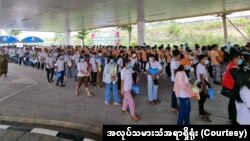 MOU နဲ့လာရောက်တဲ့ မြန်မာအလုပ်သမားတွေ