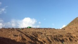 ဖားကန့်ဒေသ မြေပြိုမှုမှာ လူအများအပြား ပျောက်ဆုံးနေ ဖားကန့်ဒေသ မြေပြိုမှုမှာ လူအများအပြား ပျောက်ဆုံးနေ