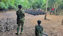 တိုက်ပွဲတွေကြောင့် ဗန်းမောက်နဲ့ အင်းတော်မှာ ဒေသခံထောင်ချီတိမ်းရှောင်
 တိုက်ပွဲတွေကြောင့် ဗန်းမောက်နဲ့ အင်းတော်မှာ ဒေသခံထောင်ချီတိမ်းရှောင်