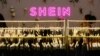 中国便宜服装品牌希音(shein)在新加坡一家商场里开设的商店。(2024年4月4日)