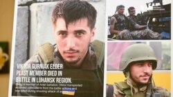 У Нью-Йорку вшанували пам’ять Віктора Гурняка, пластуна та фотографа, який захищав Україну з 2014 року. Відео  У Нью-Йорку вшанували пам’ять Віктора Гурняка, пластуна та фотографа, який захищав Україну з 2014 року. Відео