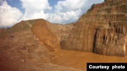 ဖားကန့်မြေစာပုံပြိုကျလို့ လူ ၃၀ လောက်ပျောက်ဆုံးနေ (သြဂုတ် ၁၃၊ ၂၀၂၃)