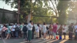 စစ်မှုထမ်းခိုင်းလို့ ပြည်ပထွက်သူ ၄ ဆ မြင့် “တပတ်အတွင်းသတင်း”
 စစ်မှုထမ်းခိုင်းလို့ ပြည်ပထွက်သူ ၄ ဆ မြင့် “တပတ်အတွင်းသတင်း”
