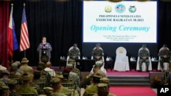 Balikatan လို့ခေါ်တဲ့ ဖိလစ်ပိုင်-အမေရိကန် ပူးတွဲစစ်ရေးလေ့ကျင့်မှုဖွင့်ပွဲအခမ်းအနားကို ဖိလစ်ပိုင်နိုင်ငံ Quezon မြို့တွင် ၂၀၂၃ခုနှစ် ဧပြီလ ၁၁နေ့က ကျင်းပနေစဉ်