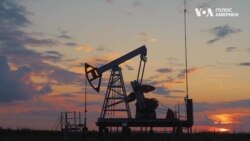 Росія більше не "бензоколонка світу"? – Експерти про нафту та рубль. Відео Росія більше не "бензоколонка світу"? – Експерти про нафту та рубль. Відео