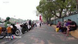 Đường phố Hà Nội vắng người dịp lễ vì nắng nóng Đường phố Hà Nội vắng người dịp lễ vì nắng nóng