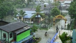 ရခိုင်ပြည်နယ် မုန်တိုင်းသင့် ဒေသတွေမှာ လျှပ်စစ်မီးပြန်မရသေး
 ရခိုင်ပြည်နယ် မုန်တိုင်းသင့် ဒေသတွေမှာ လျှပ်စစ်မီးပြန်မရသေး