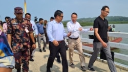 ရိုဟင်ဂျာနေရပ်ပြန်ရေး ဆွေးနွေးဖို့ မြန်မာကိုယ်စားလှယ်အဖွဲ့ ဘင်္ဂလားဒေ့ရှ်သွားရောက်
 ရိုဟင်ဂျာနေရပ်ပြန်ရေး ဆွေးနွေးဖို့ မြန်မာကိုယ်စားလှယ်အဖွဲ့ ဘင်္ဂလားဒေ့ရှ်သွားရောက်