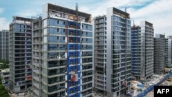 中国万科公司在浙江省杭州市开发的住宅楼楼盘。(2024年5月9日)