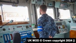 Український моряк на кораблі "Черкаси". Портсмут. Велика Британія. 11 квітня 2024 р.