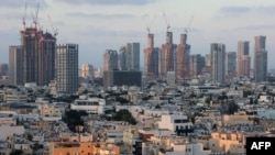 2024年8月12日,以色列特拉维夫市全景照片显示,在加沙地带与巴勒斯坦哈马斯运动之间持续不断的战争期间处于紧张局势之中。(法新社照片)