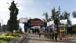 လားရှိုးမြို့မှာ တိုက်ပွဲတွေကြောင့် သံဃာနဲ့ အရပ်သားတွေသေဆုံး လားရှိုးမြို့မှာ တိုက်ပွဲတွေကြောင့် သံဃာနဲ့ အရပ်သားတွေသေဆုံး
