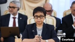အင်ဒိုနီးရှား နိုင်ငံခြားရေးဝန်ကြီး Retno Marsudi