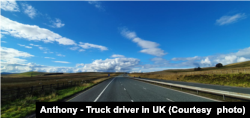 在公路上驾驶时,一望无际的英国乡郊景色 (图片来源:英国拖头佬脸书网页)