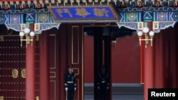 资料照:中共中央所在地北京中南海新华门