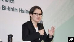 资料照:台湾当选副总统、前驻美代表萧美琴在台北与媒体见面。(2023年11月23日)