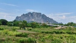 ကျိုက်မရော စစ်ရှောင်တွေ နေရပ်မပြန်နိုင်သေး
 ကျိုက်မရော စစ်ရှောင်တွေ နေရပ်မပြန်နိုင်သေး