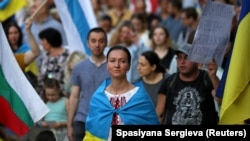 Мітинг на підтримку України 24 серпня в Софії став черговою демонстрацією проти планів тимчасового уряду Болгарії розпочати переговори щодо відновлення імпорту російського газу.