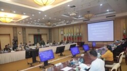 အပစ်ရပ်အဖွဲ့တွေ လက်နက်ကိုင်ရေး အလွတ်သဘောဆွေးနွေး.mp3 အပစ်ရပ်အဖွဲ့တွေ လက်နက်ကိုင်ရေး အလွတ်သဘောဆွေးနွေး.mp3