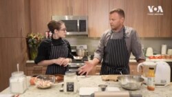 Як шеф-кухар Дмитро Марценюк поширює культуру української кухні в США. Відео
 Як шеф-кухар Дмитро Марценюк поширює культуру української кухні в США. Відео