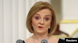 英國外相卓慧思 (Liz Truss,又譯特拉斯)