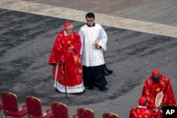 香港荣休主教陈日君(Cardinal Zen)在梵蒂冈出席前教宗的葬礼。(2023年1月5日)