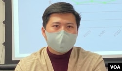 前油尖旺区议会副主席余德宝批评,特首林郑月娥刚愎自用,目前不单面对疫情,也要面对立法会议员、甚至中国内地网民对她的不满,形容她目前面对”三个炮弹” (美国之音/汤惠芸)