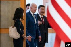 美国总统拜登与中国国家主席习近平在印尼20国峰会期间举行面对面会谈。(2022年11月14日)