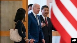美国总统拜登与中国国家主席习近平在印尼20国峰会期间举行面对面会谈。(2022年11月14日)