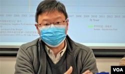 香港浸会大学政治及国际关系学系副教授陈家洛批评,特首选举唯一候选人李家超在选前9日才公布竞选政纲,是不尊重特首选举,予人急就章的感觉 (美国之音/汤惠芸)