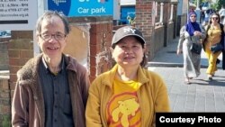 2021年3月透过LOTR计划移民英国的邬小鹤(左)及陈雪丽(右)牧师夫妇,筹备成立港人组织“612香港动力”,以发挥72家房客互助精神(照片由被访者提供)