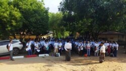 နှစ်နိုင်ငံ သဘောတူစာချွန်လွှာအရ မြန်မာလုပ်သား ၂,၀၀၀ နီးပါး ထိုင်းရောက်ရှိ.mp3 
နှစ်နိုင်ငံ သဘောတူစာချွန်လွှာအရ မြန်မာလုပ်သား ၂,၀၀၀ နီးပါး ထိုင်းရောက်ရှိ.mp3