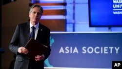 美国国务卿布林肯在乔治·华盛顿大学发表美国对华政策演讲。(2022年5月26日)